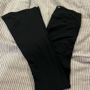 Victoria Secret High waist V Crossover Flare leggings
